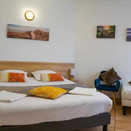 Le Paquebot Bed & Breakfast Villetelle Exterior foto