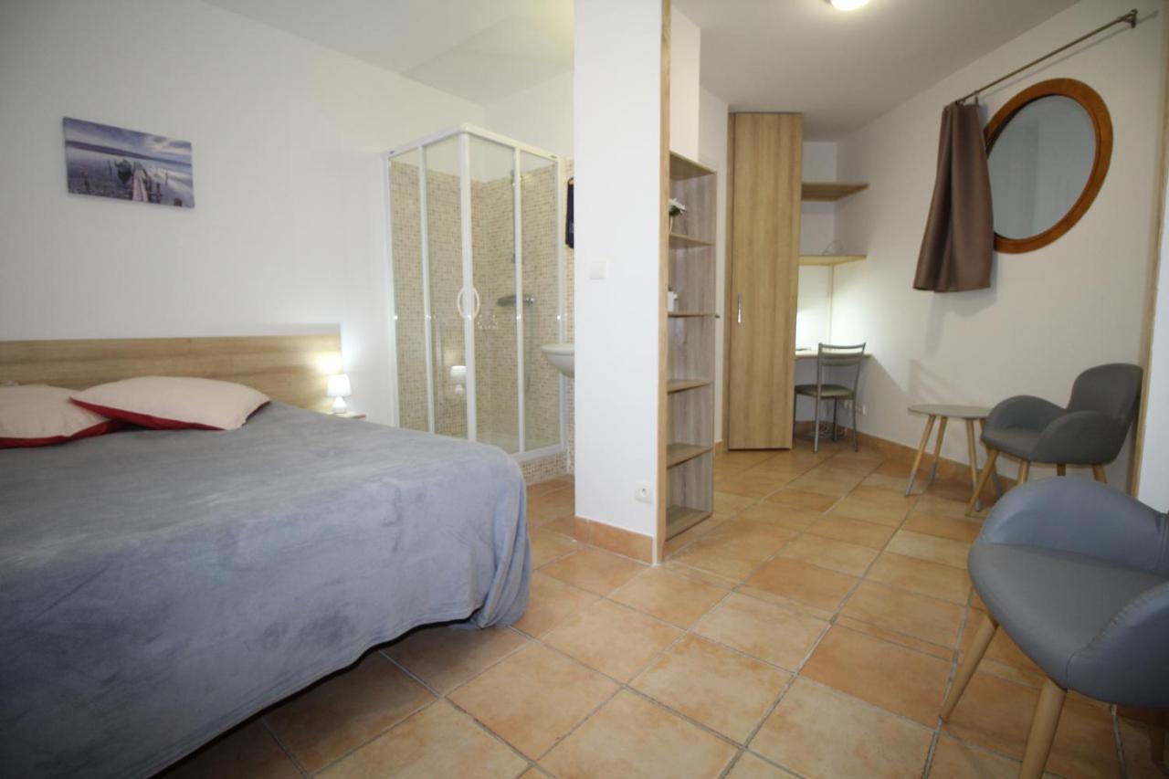 Le Paquebot Bed & Breakfast Villetelle Exterior foto